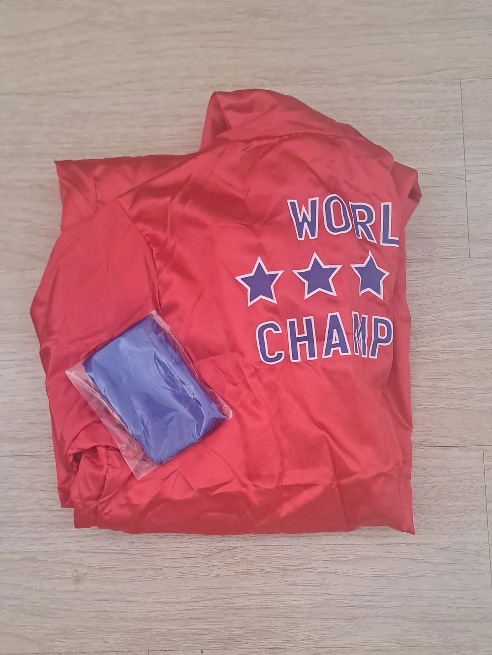 Spirit Blue and Red Boxer Robe - Picture 8 of 8